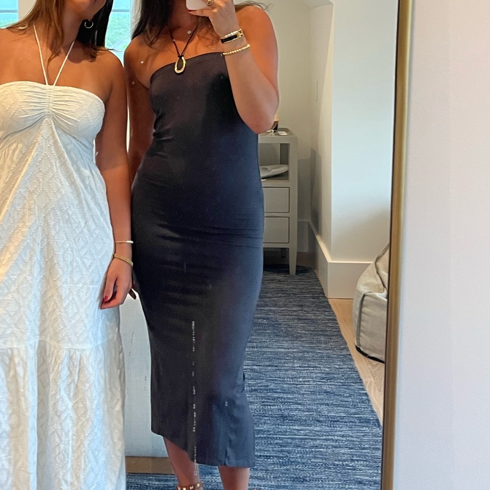 Skims long skirt in color ash